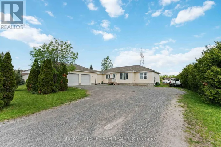 1628 STANLEYFIELD CRESCENT, Ottawa, Ontario K4P1M7