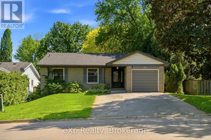 79 ANN STREET, Hamilton (Dundas), Ontario L9H5R2