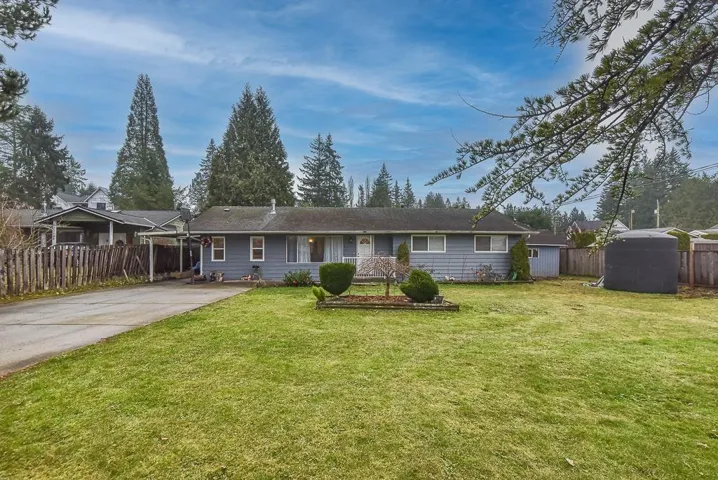 23740 FRASER HIGHWAY, Langley, British Columbia V2Z2K8