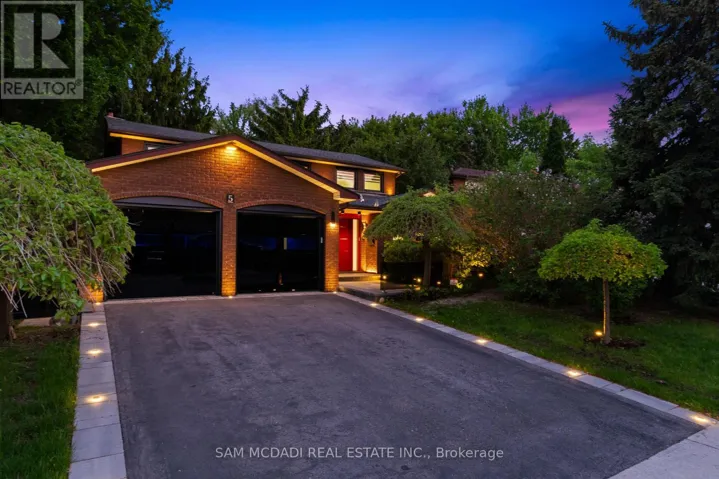 5 CANTERBURY CRESCENT, Toronto (Edenbridge-Humber Valley), Ontario M9A5A4