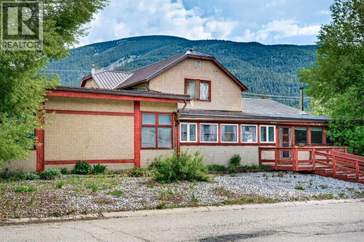 12145 21Ave, Blairmore, Alberta T0K0E0