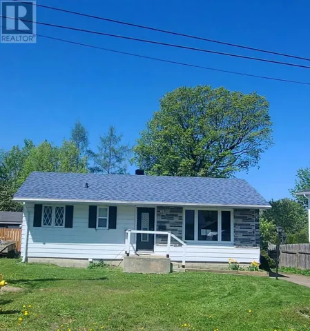 43 Poplar RD, Elliot Lake, Ontario P5A2J4