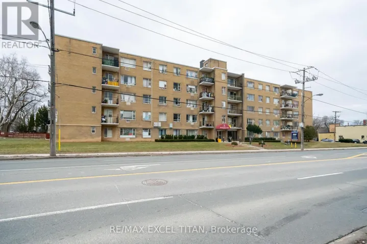 108 - 2895 BATHURST STREET, Toronto (Bedford Park-Nortown), Ontario M6H3A8