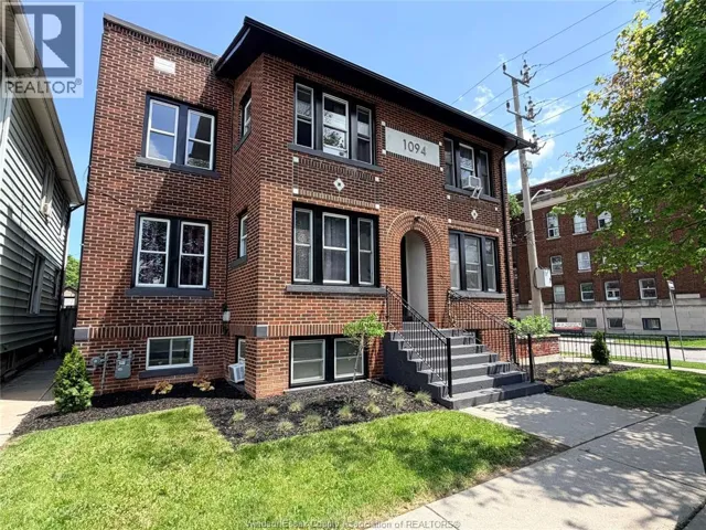1094 Lincoln ROAD, Windsor, Ontario N8Y2H4