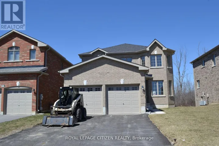 41 CAREW BOULEVARD, Kawartha Lakes (Lindsay), Ontario K9V0P7