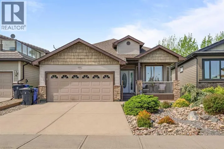 605 Sunridge Crescent W, Lethbridge, Alberta T1J0T4