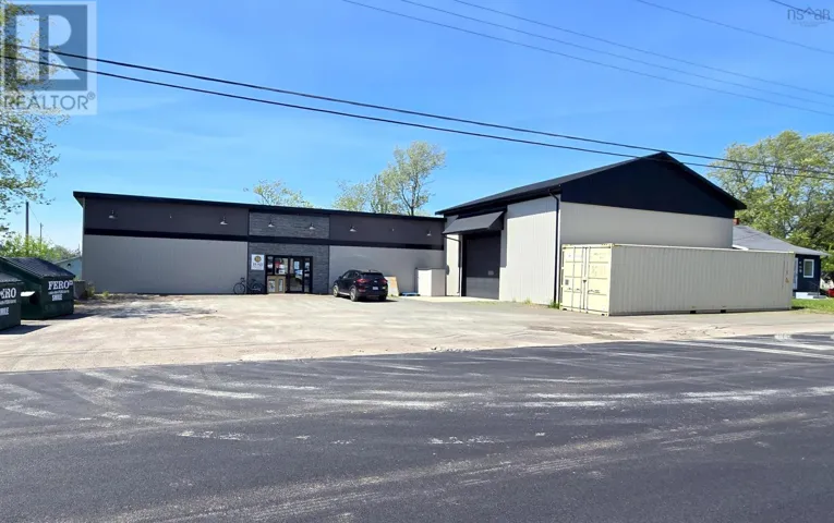 3 Clinton Street, Amherst, Nova Scotia B4H1K2