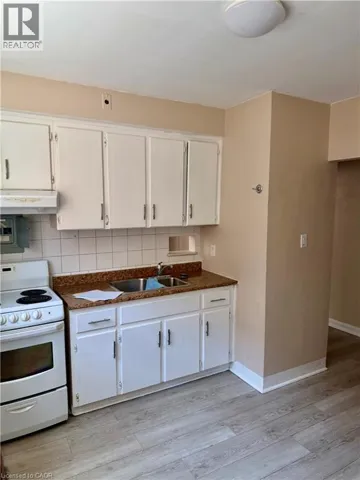 1250 FENNELL Avenue E Unit# 5, Hamilton, Ontario L8T1T4