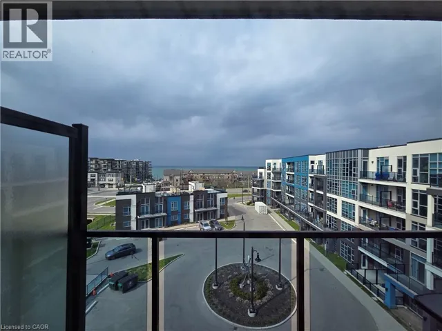 10 CONCORD Place Unit# 521, Grimsby, Ontario L3M0G6