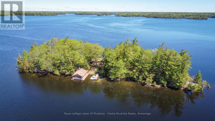 2 IS 220 SEVERN RIVER ISLAND, Georgian Bay (Baxter), Ontario L0K1S0