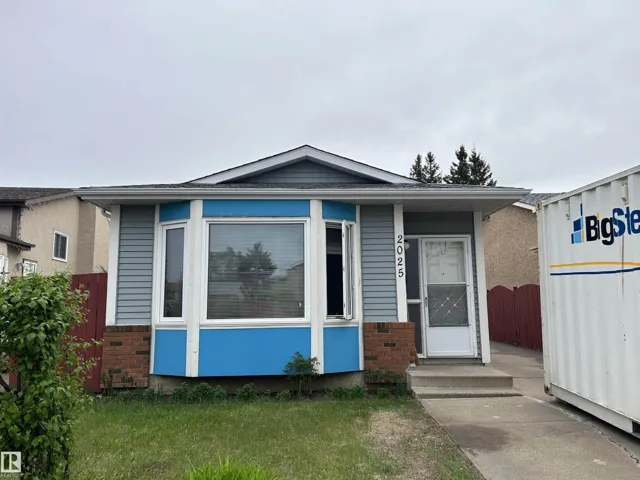 2025 108 ST NW, Edmonton, Alberta T6J5V4