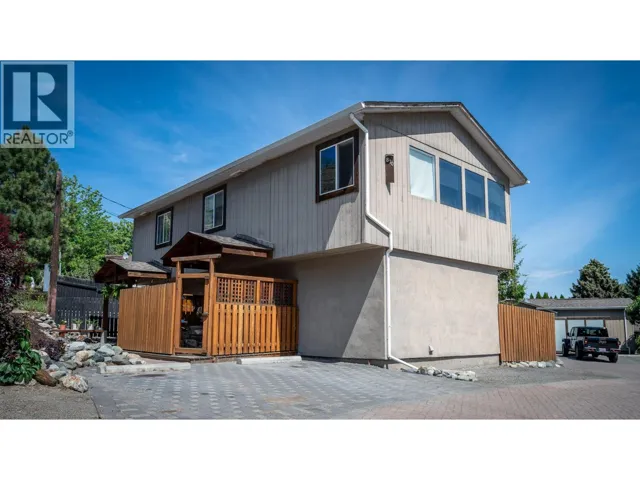 870 MCQUEEN Drive Unit# 114, Kamloops, British Columbia V2B7X9