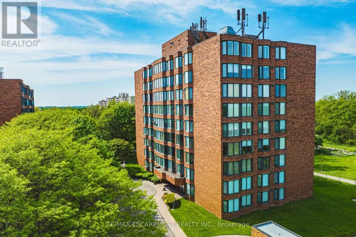 103 - 180 LIMERIDGE ROAD W, Hamilton (Rolston), Ontario L9C7H7