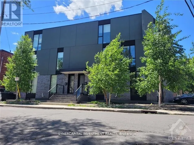 16B CHAPLEAU AVENUE, Ottawa, Ontario K1M1Z6