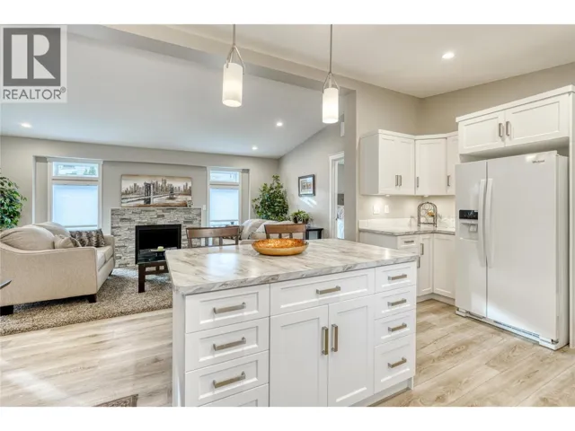 321 Yorkton Avenue, Avenue Unit# 11 Lot# 11, Penticton, British Columbia V2A3V6