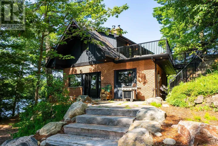 1023 MCCABE ROAD, Lake of Bays (Mclean), Ontario P0B1A0