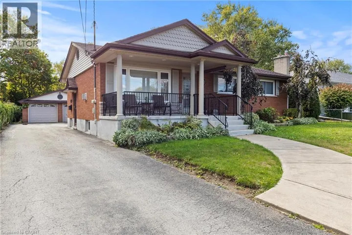 35 CHANTLER Road, Welland, Ontario L3C4M6
