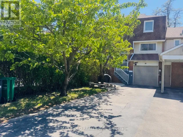 18 PETERSON COURT, Brampton (Heart Lake East), Ontario L6Z1K6