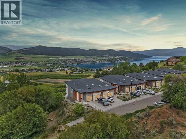 206 Vineyard Way, Vernon, British Columbia V1H1Z7