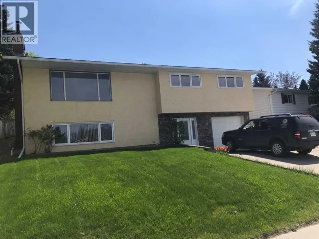 132 Lodgepole Drive, Hinton, Alberta T7V1E4