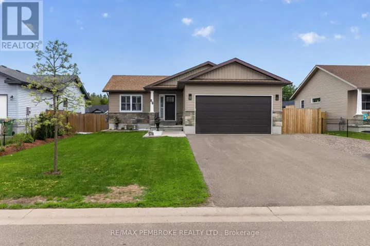 27 TERRANCE DRIVE, Petawawa, Ontario K8H0H3
