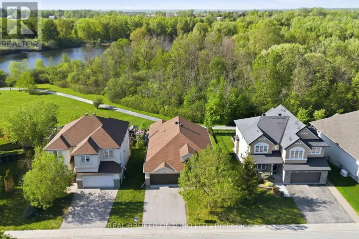 51 WATERSIDE DRIVE, Carleton Place, Ontario K7C0B1