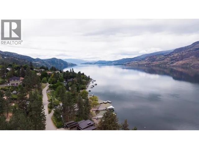 2320 Bennett Road, Kelowna, British Columbia V1V2B6