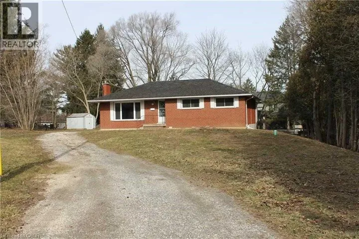 50 EAST Crescent, Ancaster, Ontario L9G2P2