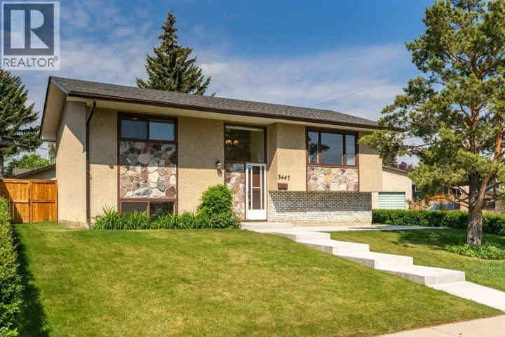 3447 Bonita Crescent NW, Calgary, Alberta T3B1N8