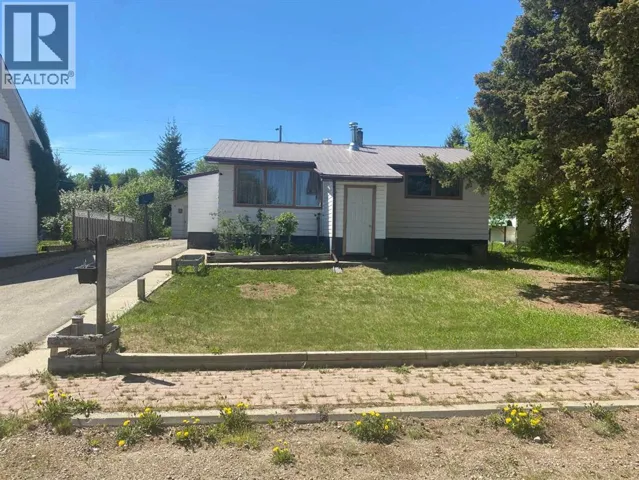 4910 51 Street, Eaglesham, Alberta T0H1H0