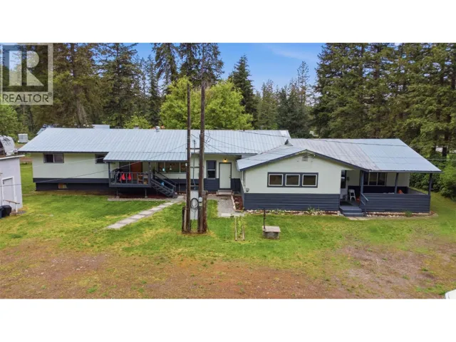 1394 6 Highway, Cherryville, British Columbia V0E2G1