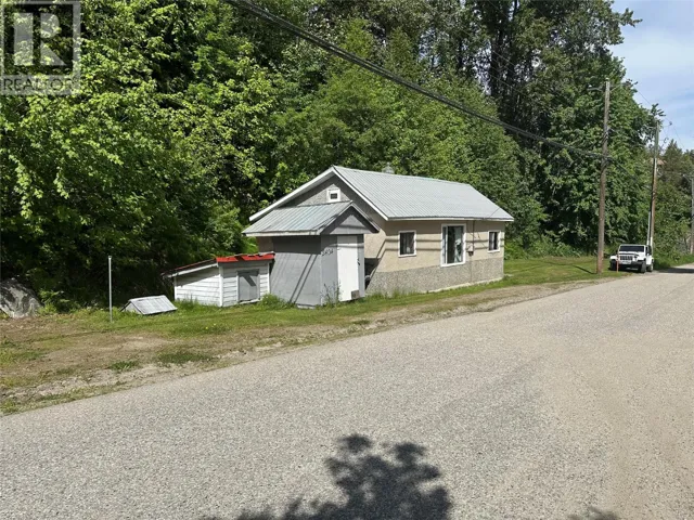 2404 Perrier Road, Nelson, British Columbia V1L6Y9