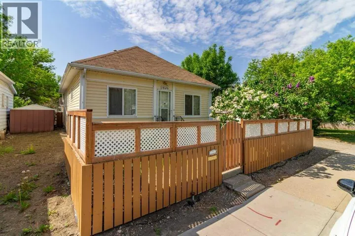 1826 5 Avenue N, Lethbridge, Alberta T1H0N3