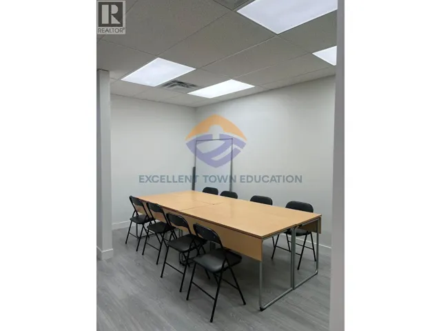 280 5172 KINGSWAY, Burnaby, British Columbia V5H2E3