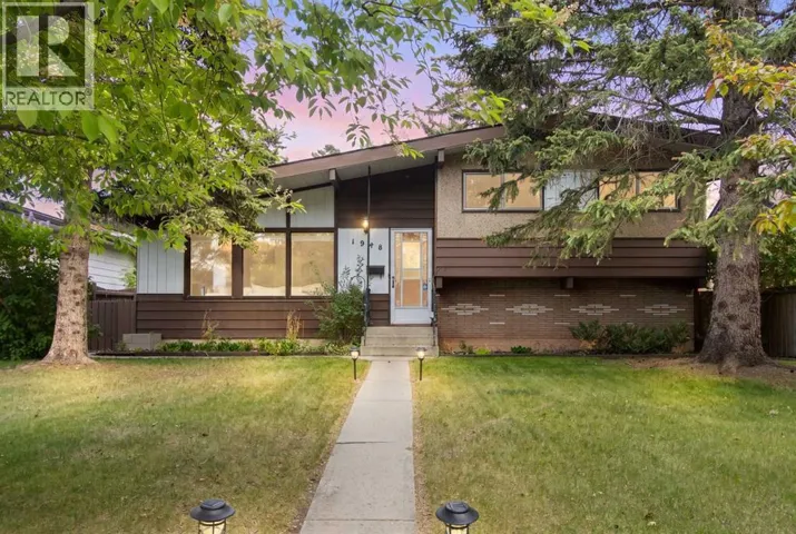 1948 Cottonwood Crescent SE, Calgary, Alberta T2B1P6