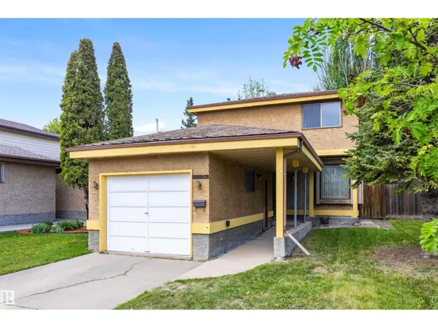 17912 77 AV NW, Edmonton, Alberta T5T2S2