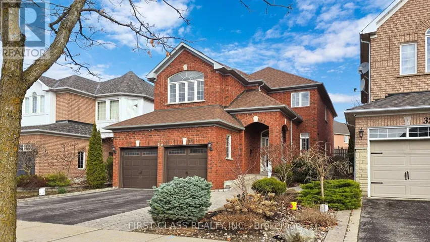 30 KAITLIN DRIVE, Richmond Hill (Oak Ridges Lake Wilcox), Ontario L4E3W6