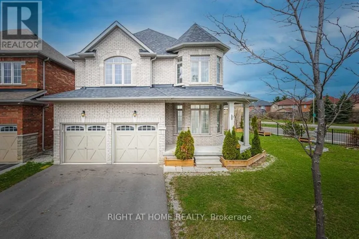22 VANWOOD CRESCENT, Brampton (Vales of Castlemore), Ontario L6P2X4