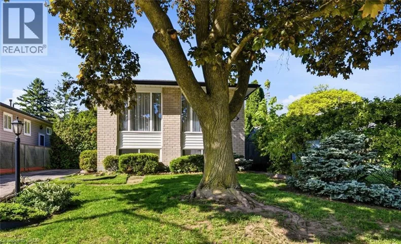 450 BRIGADOON Drive, Hamilton, Ontario L9C6E4