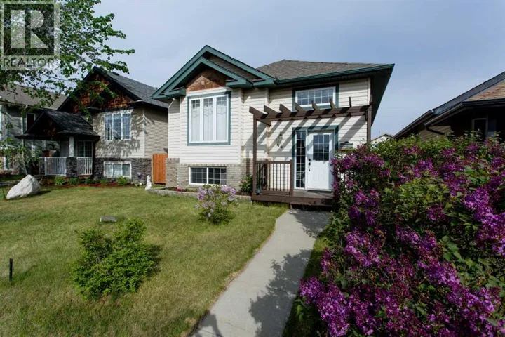 44 White Avenue, Red Deer, Alberta T4N7E5