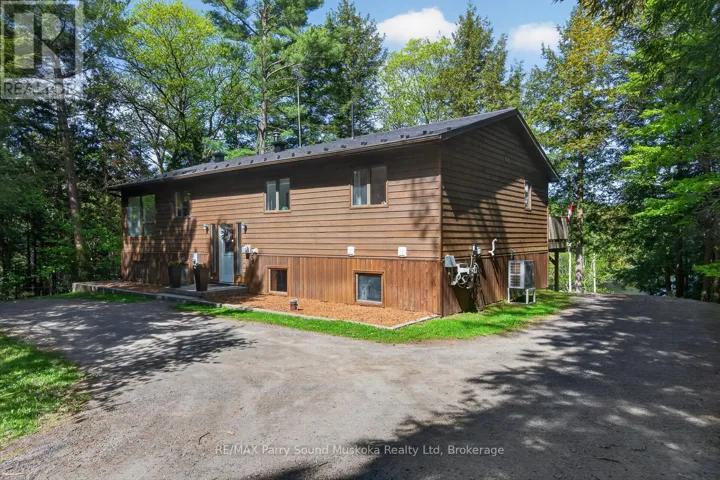34 SILVER POINT DRIVE, Seguin, Ontario P2W2W8