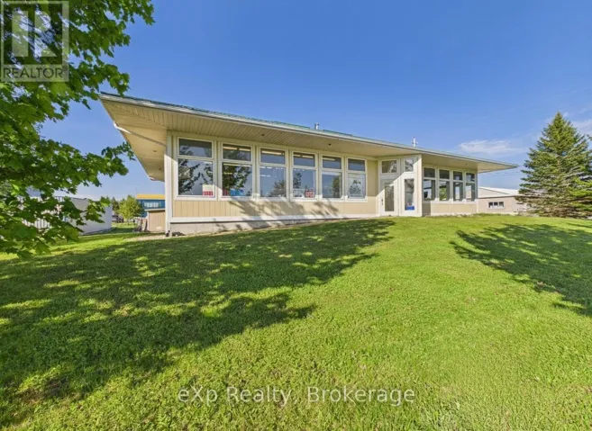 1223 MACKENZIE ROAD, Saugeen Shores, Ontario N0H2C6
