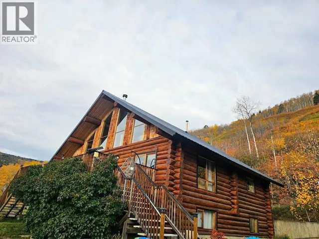 6530 Campbell Road, Chetwynd, British Columbia V0C1J0