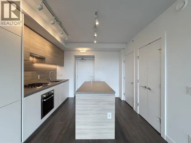 905 652 WHITING WAY, Coquitlam, British Columbia V3J0K3