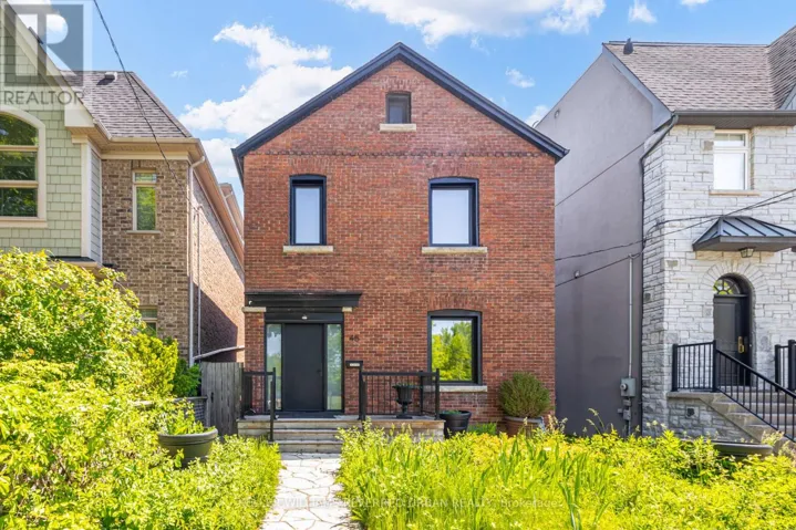 45 WYCHWOOD AVENUE, Toronto (Wychwood), Ontario M6G2X8