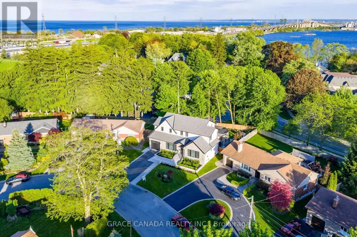 527 ONEIDA DRIVE, Burlington (LaSalle), Ontario L7T3T9