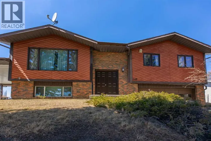 548 Mountain Street, Hinton, Alberta T7V1J5