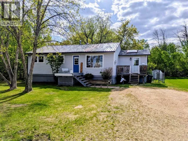 4814 52 Street, Eaglesham, Alberta T0H1H0