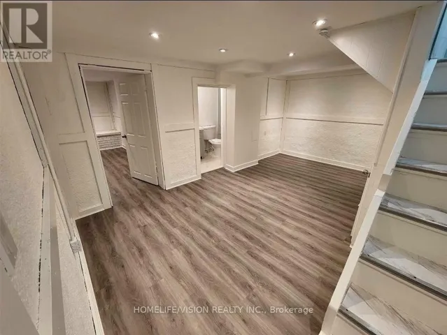 BSMT - 271 SUSSEX AVE AVENUE, Richmond Hill (Harding), Ontario L4C2G6