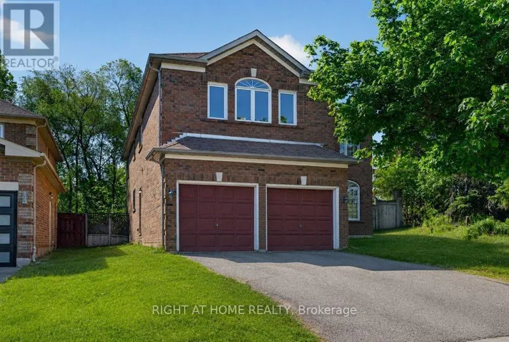 130 EAGLERIDGE DRIVE, Brampton (Sandringham-Wellington), Ontario L6R1E3